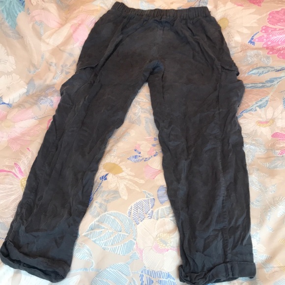Lululemon pants - Picture 3 of 8